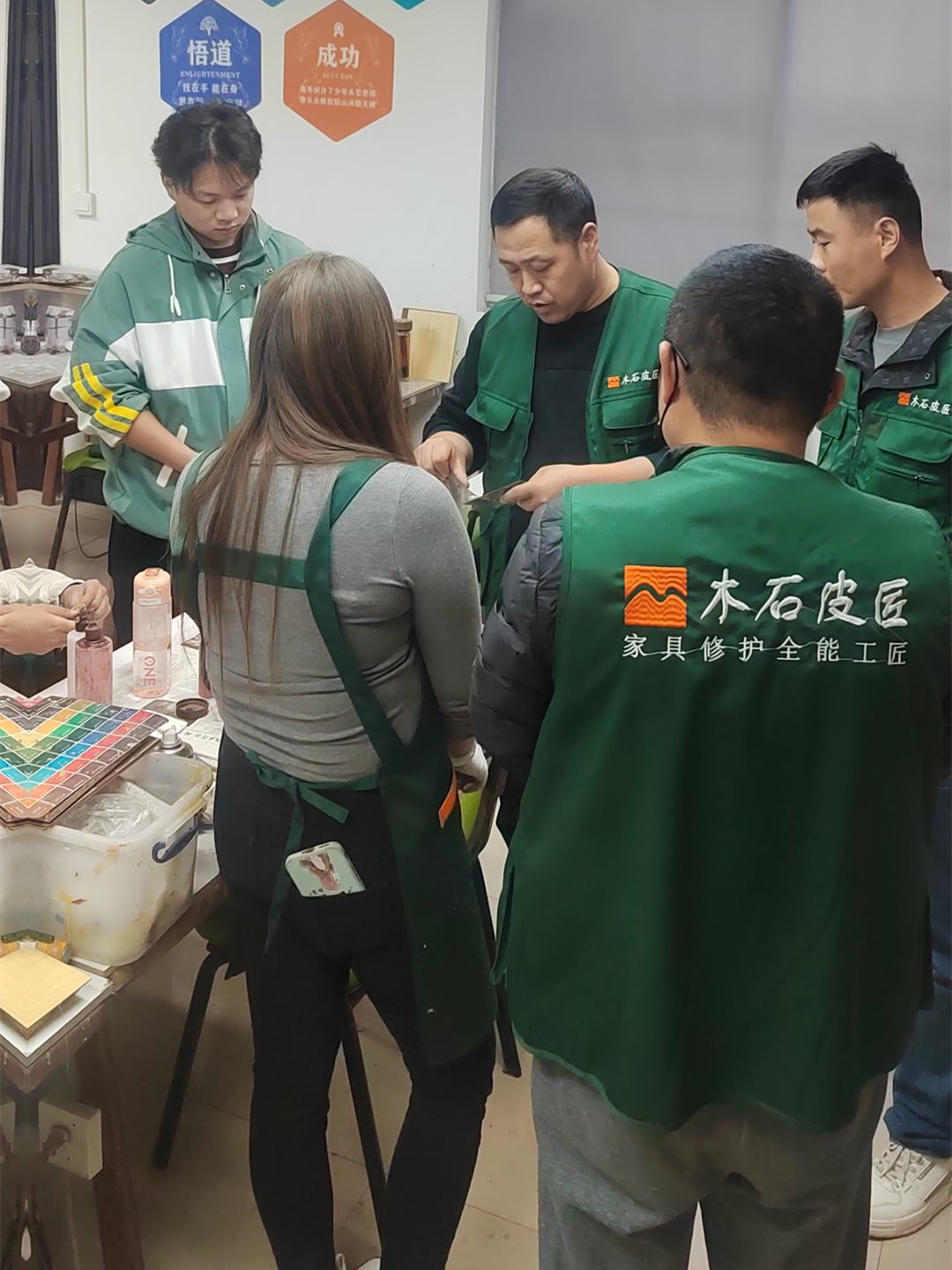 家具美容培训学校(家具美容培训学校哪家最正规)